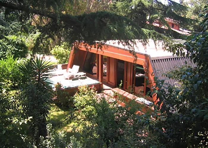 Boheme Cottage With Swimming Pool